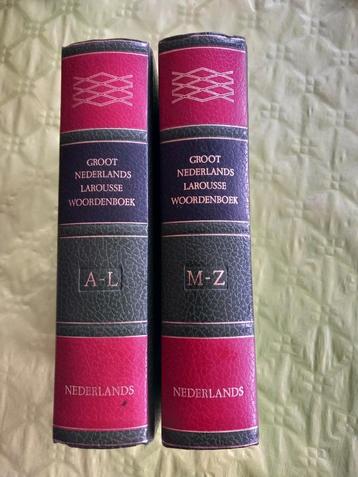 Groot Nederlands Larousse Encyclopedie woordenboek beschikbaar voor biedingen