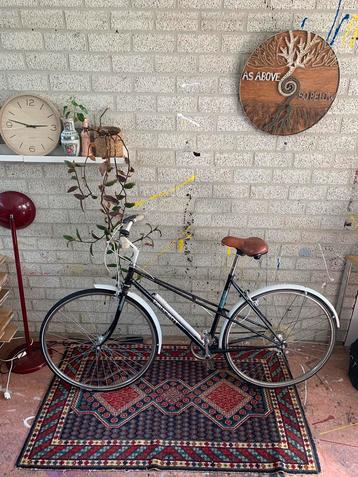 Vintage Peugeot fiets met versnellingen beschikbaar voor biedingen