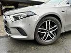 MERCEDES A 250 e | HYBRIDE | NAVI | CAM | LEDER | BTW |, Auto's, 4 cilinders, 34 g/km, Bedrijf, 5 deurs