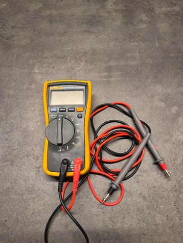 Fluke 116 beschikbaar voor biedingen