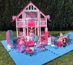 Barbiehuis met vele toebehoren, Kinderen en Baby's, Poppenhuis, Zo goed als nieuw, Ophalen