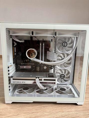 MagniumGear Neo Qube 2 beschikbaar voor biedingen