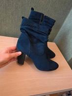 Marineblauwe laarzen met hak maat 40 in zeer goede staat, Kleding | Dames, Lage of Enkellaarzen, Trend One, Gedragen, Verzenden