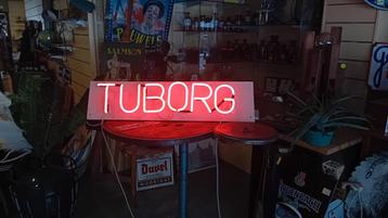 Neon Tuborg beschikbaar voor biedingen