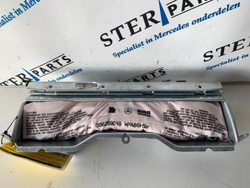 Knie airbag van een Mercedes C-Klasse, Auto-onderdelen, Ophalen of Verzenden, 3 maanden garantie, Gebruikt, Mercedes-Benz