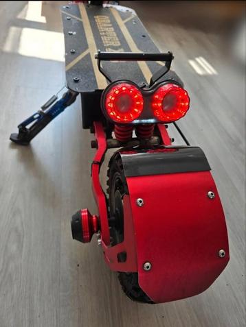  À VENDRE–Trotinette électrique Obarter X3   beschikbaar voor biedingen