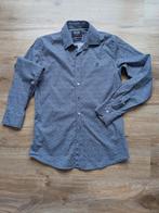 Jongenshemd River Woods 14 jaar, Enlèvement