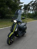 Vespa Sprint 2014 A klasse, Fietsen en Brommers, Scooters | Vespa, Ophalen, 49 cc, Zo goed als nieuw, Benzine