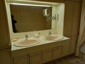 badmeubel beschikbaar voor biedingen