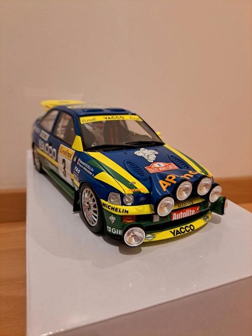 Ford Escort Yacco 1/18 Nachtversie OTTO 1/18 Nieuw, Hobby en Vrije tijd, Modelauto's | 1:18, Nieuw, Auto, OttOMobile, Ophalen of Verzenden