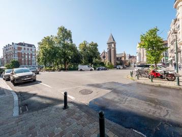 Appartement à vendre à Ixelles, 2 chambres disponible aux enchères