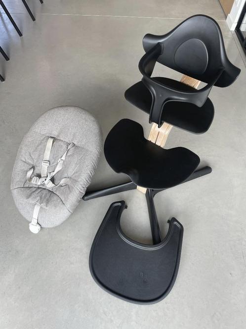 kinderstoel  - stokke nomi zwart/natuur - incl. toebehoren, Kinderen en Baby's, Kinderstoelen, Gebruikt, Meegroeistoel, Afneembaar eetblad