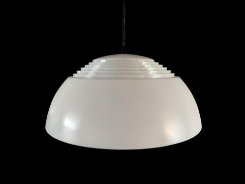 Fantastische vintage Arne Jacobsen louis Poulsen hanglamp, Maison & Meubles, Lampes | Suspensions, Utilisé, Moins de 50 cm, Métal