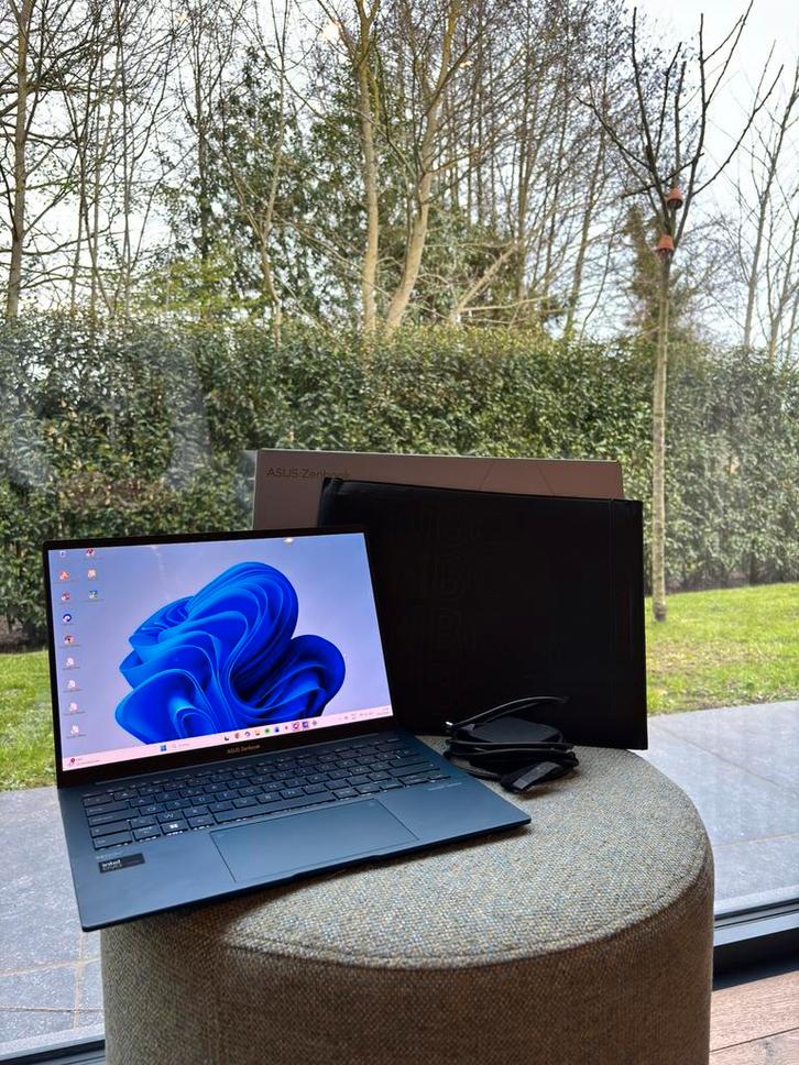 Asus Zenbook 14 Oled, Informatique & Logiciels, Ordinateurs portables Windows, Comme neuf, 14 pouces, SSD, Inconnu, 16 GB, Azerty