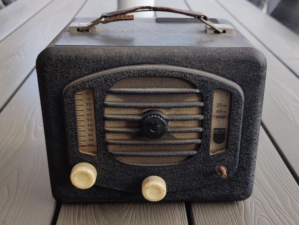 Autoradio, merk Lomar, Enlèvement, Utilisé