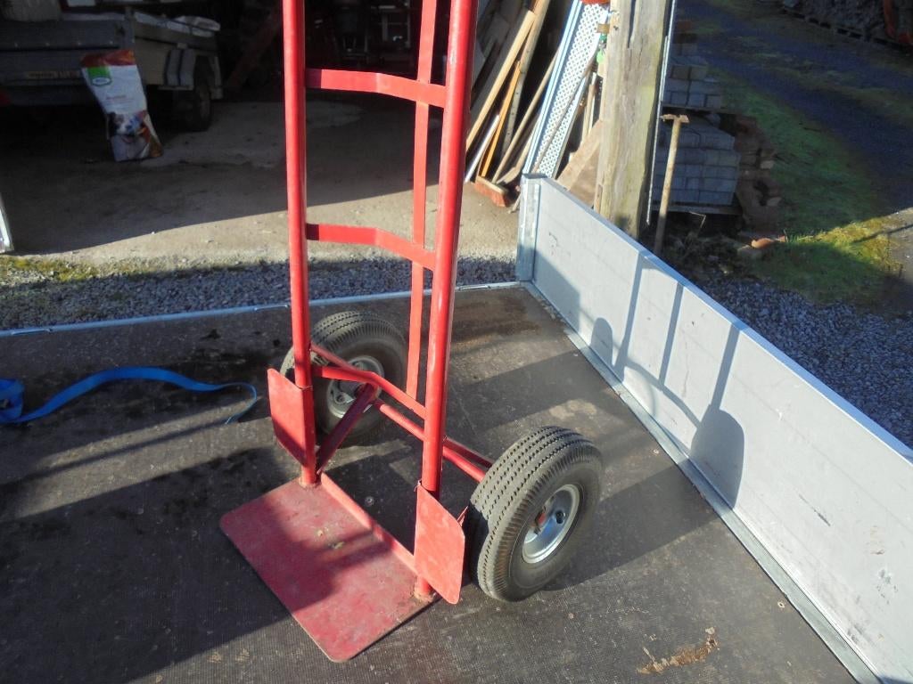 manutention - diable, Bricolage & Construction, Chariots de transport, 60 à 80 litres, Enlèvement, Utilisé, Diable