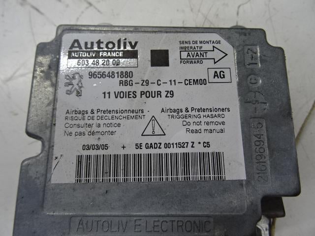 BOITIER AIRBAG Peugeot 607 (9D / U) (9656481880), Autos : Pièces & Accessoires, Utilisé, Peugeot