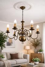 lustre de style "Flamand" classique en laiton massif, Enlèvement