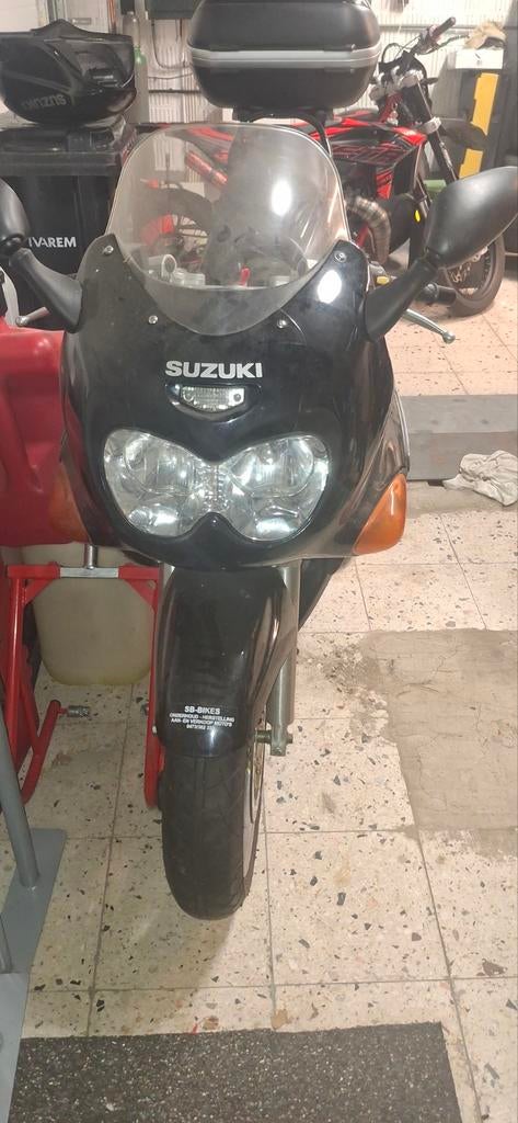 Suzuki GSXF 600 (met werk aan) prijs kan besproken worden, Motoren, Particulier, Nieuw