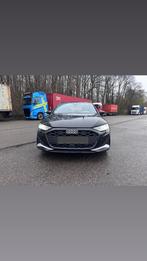 AUDI A3 LIMOUSINE 2025, Auto's, Automaat, Stof, Zwart, 5 deurs