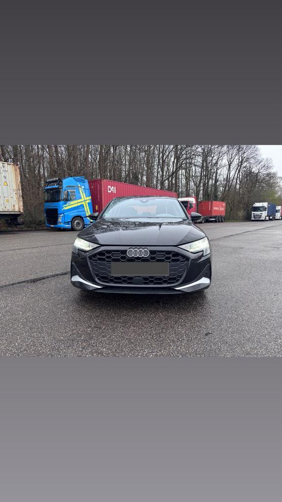 AUDI A3 LIMOUSINE 2025, Auto's, Audi, Particulier, A3, Aangepast voor mindervaliden, ABS, Achteruitrijcamera, Adaptieve lichten