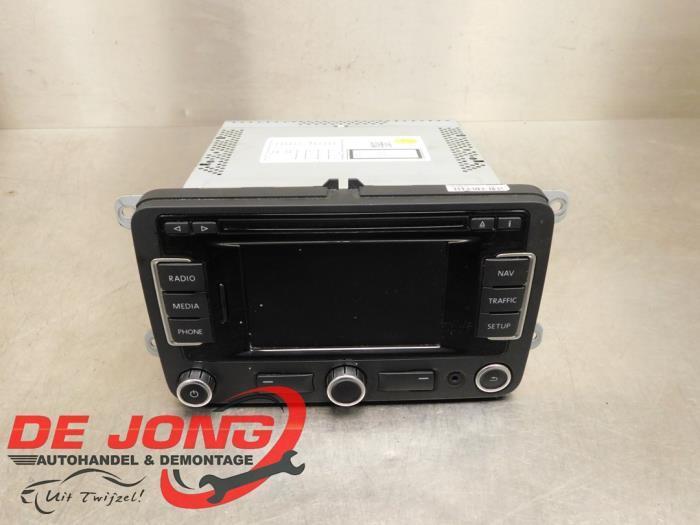 Navigatie Systeem van een Volkswagen Golf, Auto-onderdelen, Elektronica en Kabels, Volkswagen, Gebruikt, 3 maanden garantie, Ophalen of Verzenden
