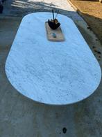 Table ovale en marbre blanc, Cinq personnes ou plus, U, Enlèvement, Utilisé