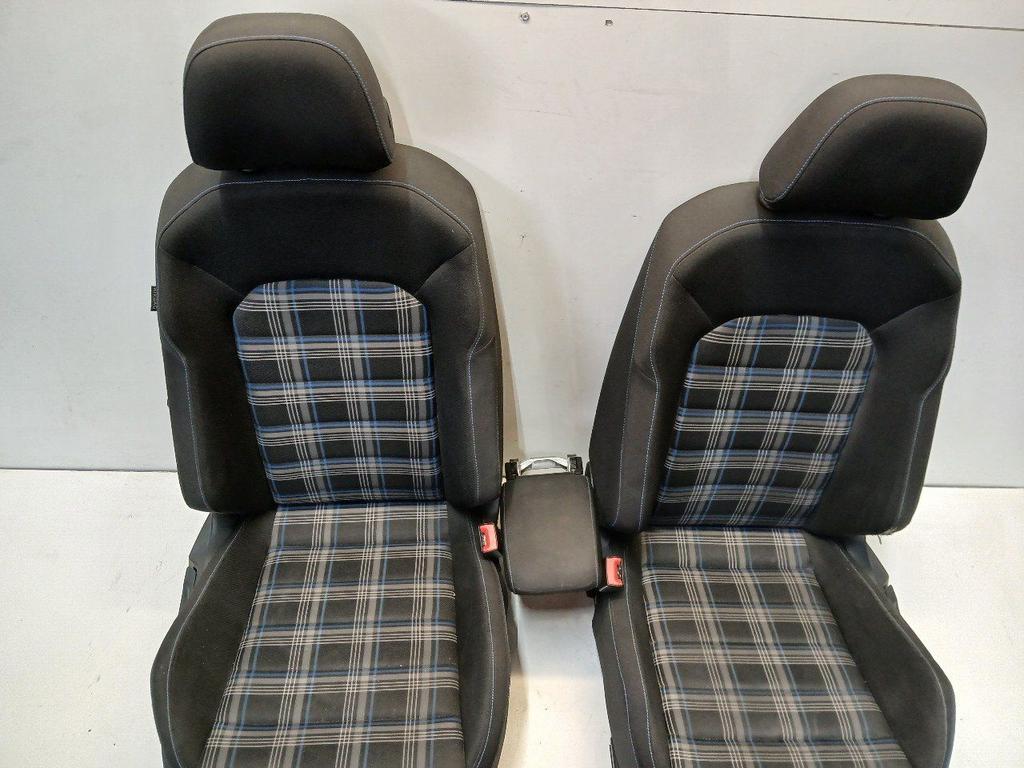 Interieur Volkswagen Golf, Onderdelen@venauto.nl, Van der Ven Autorecycling B.V., Gebruikt, Ettenseweg 76, 4706 PB Roosendaal, The Netherlands