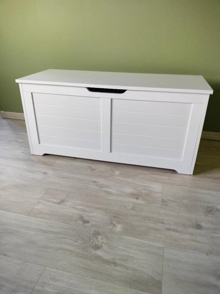 Speelgoedkist/zitbank, Ophalen, Zo goed als nieuw