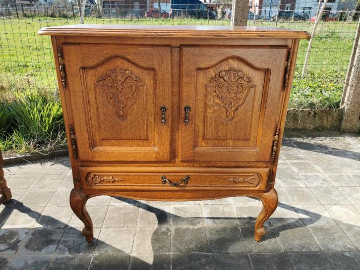 Petit buffet classique/vintage, Maison & Meubles, Armoires | Buffets, Utilisé, Moins de 100 cm, 50 à 100 cm, 25 à 50 cm, Avec tiroir(s)