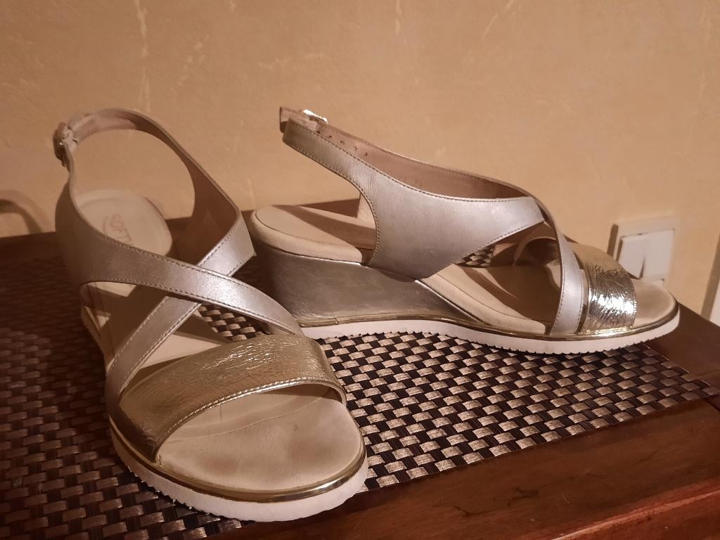 Sandaaltjes 38, Kleding | Dames, Schoenen, Overige kleuren, Zo goed als nieuw, Softwaves, Sandalen of Muiltjes