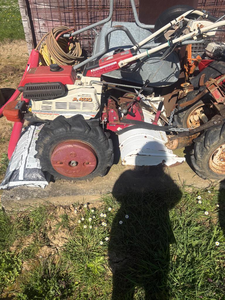 Motoculteurs et brosse de nettoyage thermique, Jardin & Terrasse, Outils à main, Enlèvement, Utilisé, Autres types, Autre