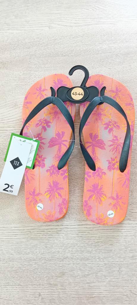 Tongs orange à motifs pointure 43/44, Vêtements | Hommes, Chaussures, Neuf, Espadrilles et Mocassins, Autres couleurs, Enlèvement ou Envoi