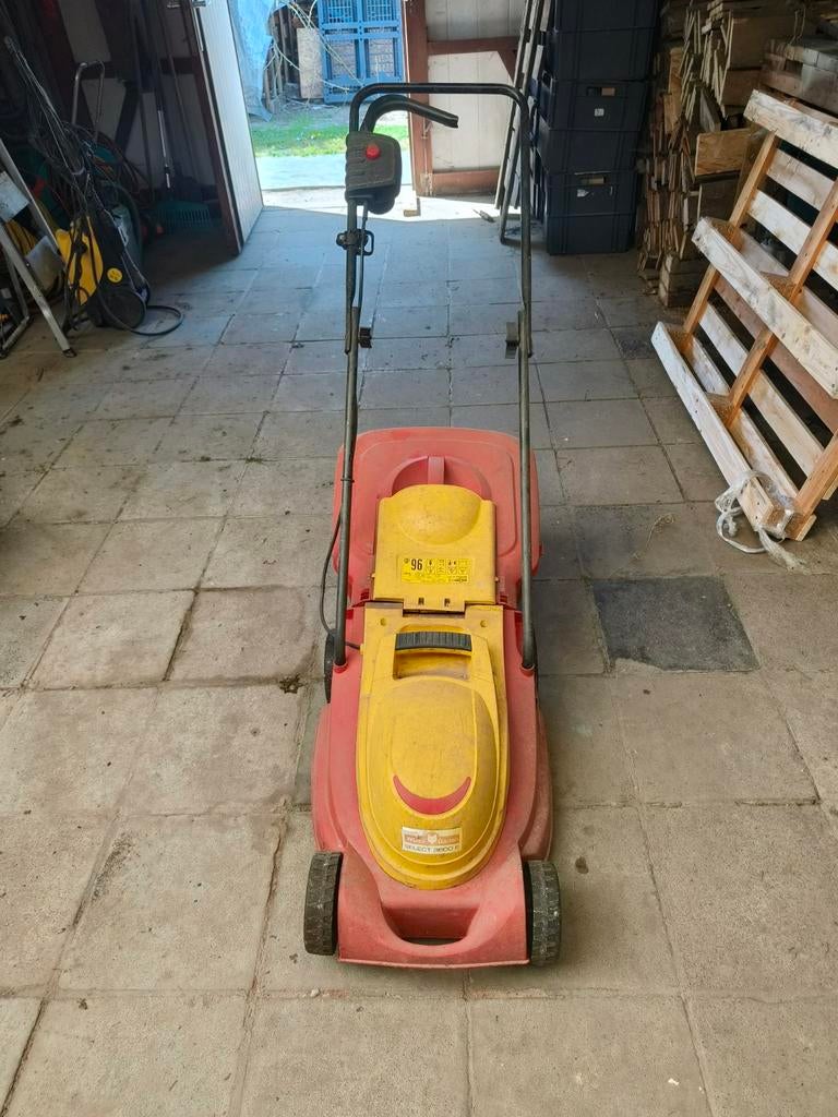 Wolf grasmaaier, Ophalen