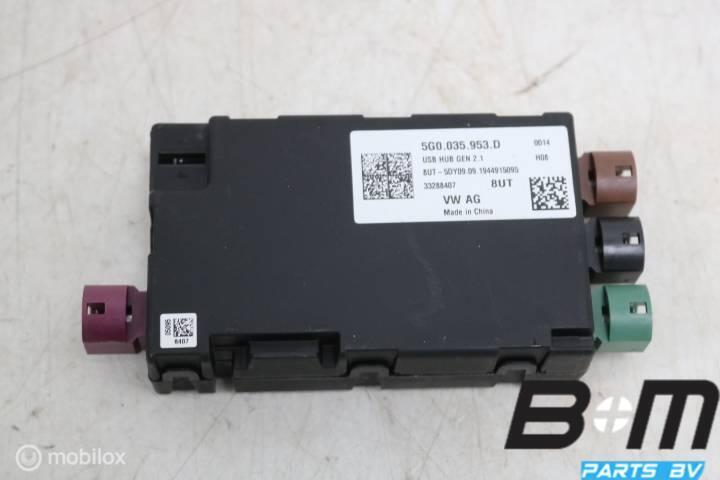 USB hub met spanningsomvormer VW Polo 2G AW 5G0035953D, Gebruikt