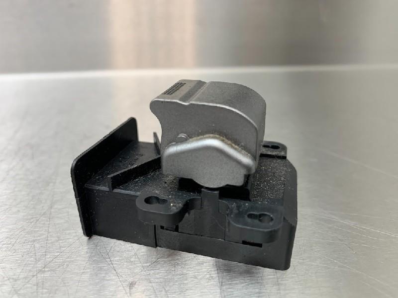 COMMUTATEUR VITRES ELECTRIQUES Honda FR-V (BE) (|HONDAFRV|), Autos : Pièces & Accessoires, Utilisé, Honda