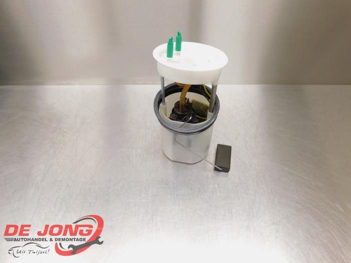 Pompe carburant électrique d'un Volkswagen Polo, Autos : Pièces & Accessoires, Systèmes à carburant, Volkswagen, Utilisé, 3 mois de garantie