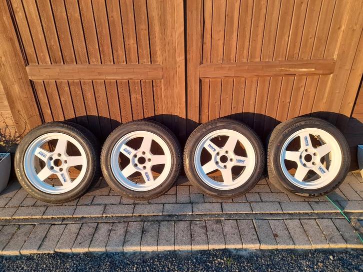 Exclusieve Volk Racing wheels type Rays TE16 !, Auto-onderdelen, Banden en Velgen, Banden en Velgen, Zomerbanden, 16 inch, 205 mm