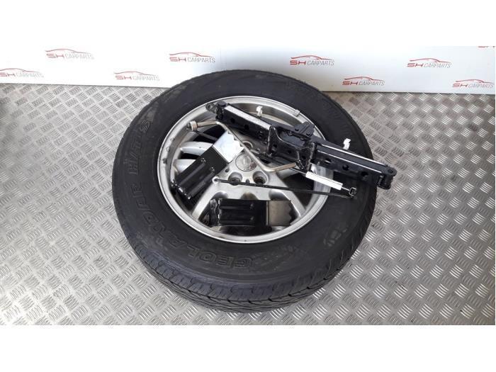 Krikset + reservewiel van een Landrover Vogue, Auto-onderdelen, Overige Auto-onderdelen, Gebruikt, 3 maanden garantie, Ophalen of Verzenden