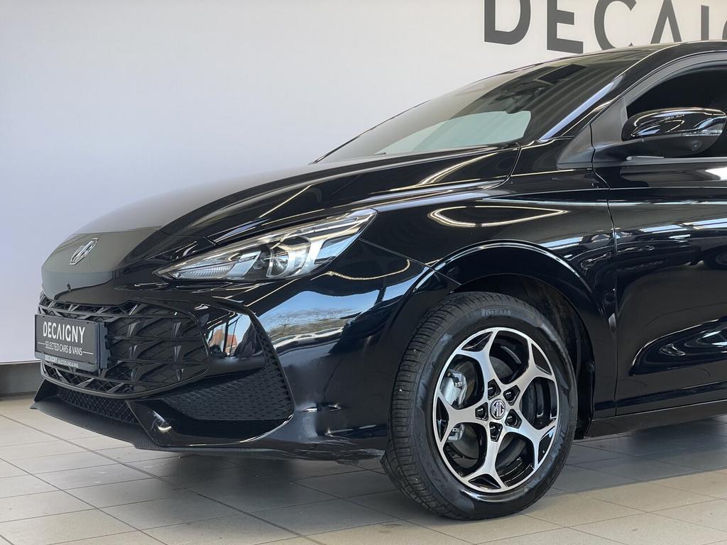 MG MG3 1.5 Hybrid+ Luxury *360 camera*App Connect, Auto's, MG, 4 cilinders, Zwart, Bedrijf, 5 zetels
