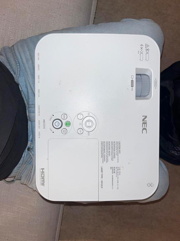 Nec beamer ME331X, Audio, Tv en Foto, Beamers, Zo goed als nieuw, LCD, Full HD (1080), Ophalen of Verzenden