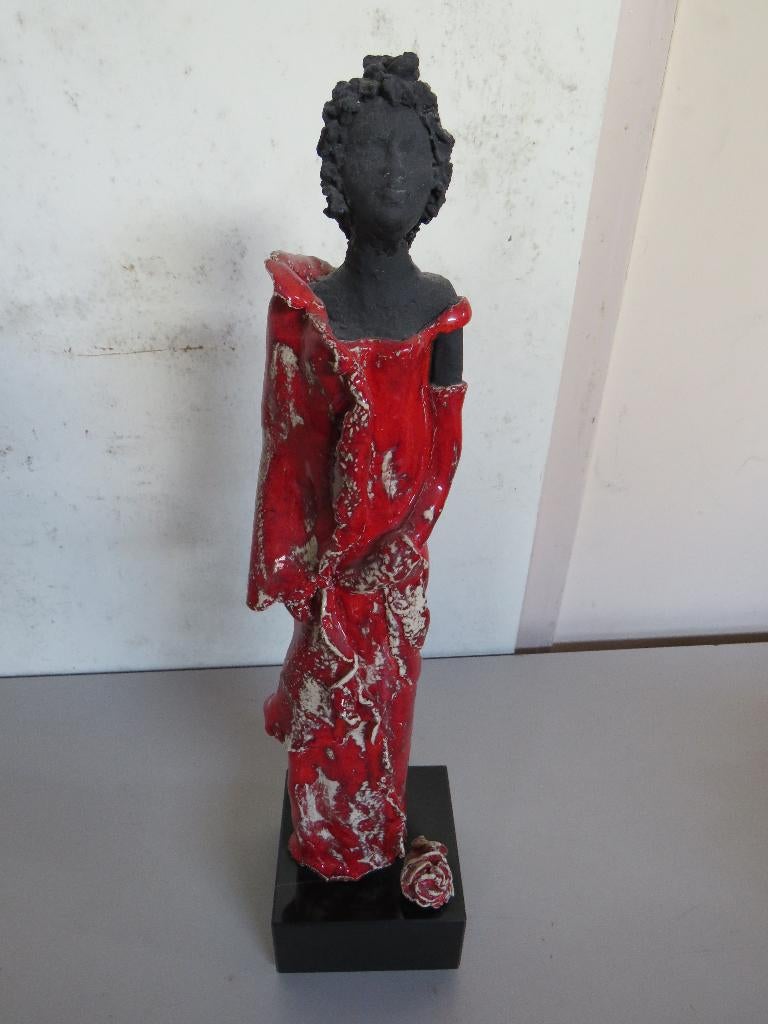 Keramieken beeldje, Ophalen of Verzenden, Zo goed als nieuw, Rood, Natuurlijk materiaal