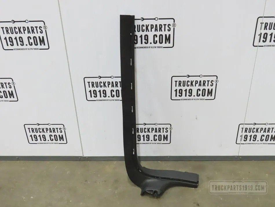 Scania 2126891 Paneel A-stijl Re. Scania, Ophalen, Gebruikt