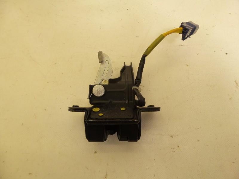 DIVERS VEROUILLAGE Toyota Yaris II (P9) (01-2005/12-2014), Utilisé, Toyota