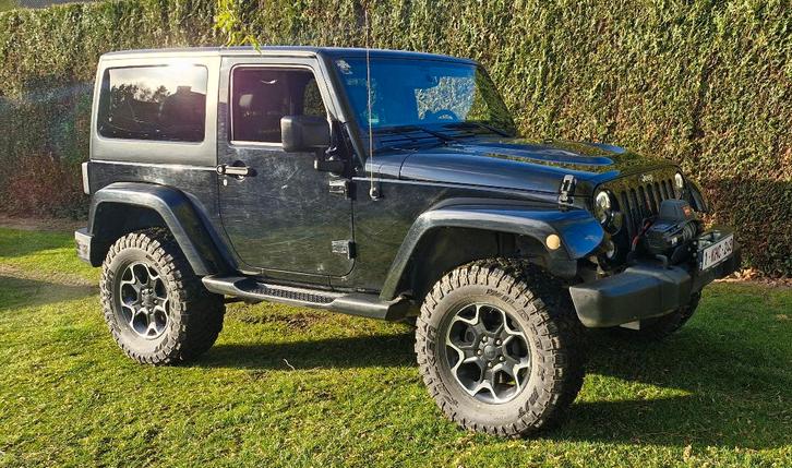 Jeep Wrangler CARGO LÉGER, Autos, Jeep, Particulier, Wrangler, 4x4, ABS, Caméra de recul, Airbags, Air conditionné, Bluetooth