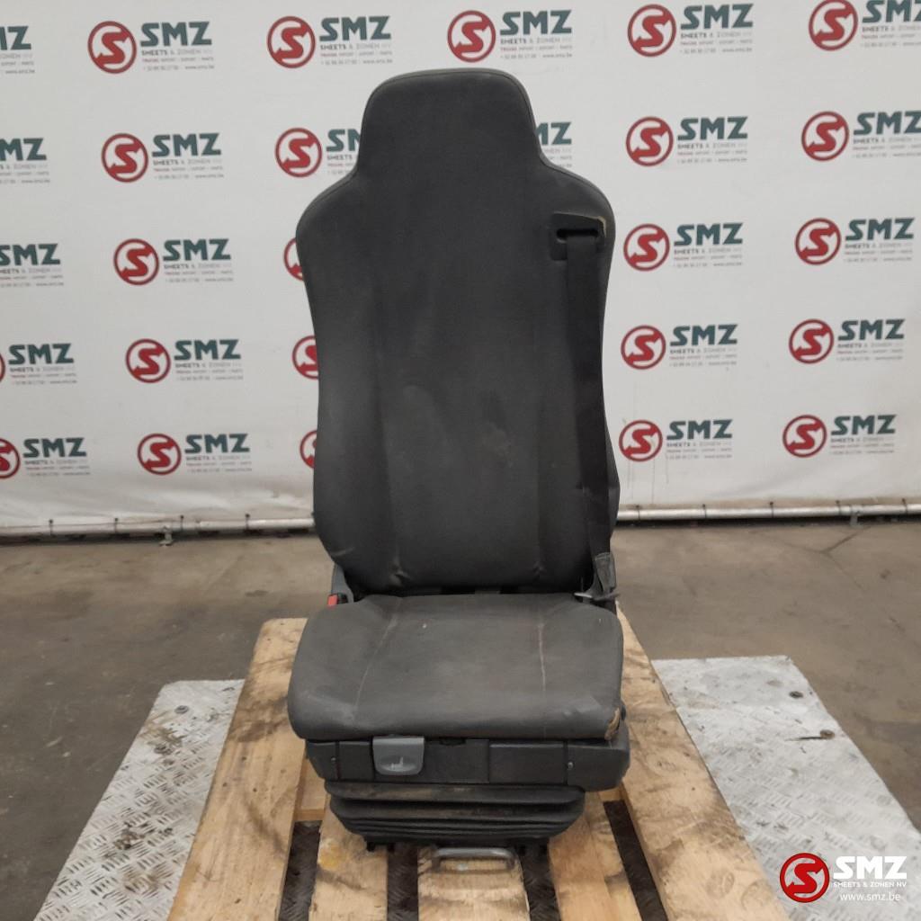 Occ bestuurdersstoel Iveco, Auto-onderdelen, Vrachtwagen-onderdelen, Iveco, Interieur en Bekleding, Gebruikt