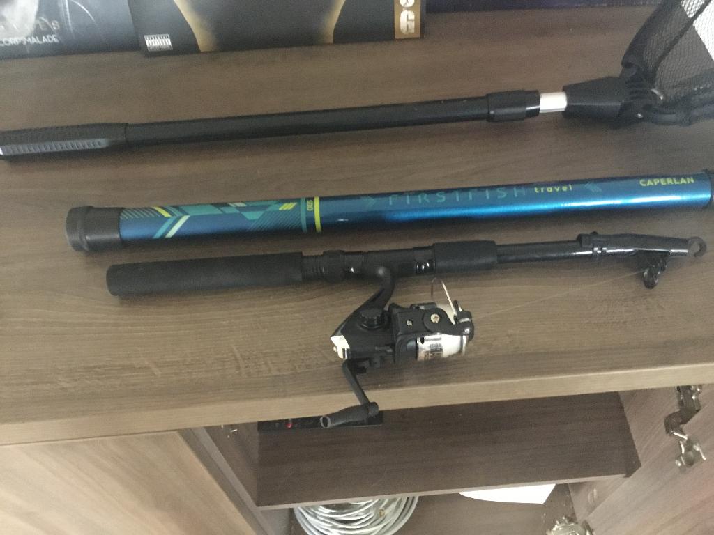 Ensemble de pêche, Enlèvement, Comme neuf