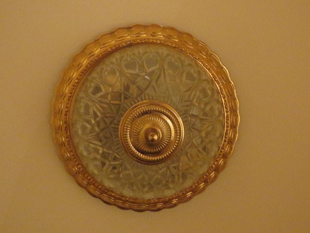 2 plafondlampen, Ophalen