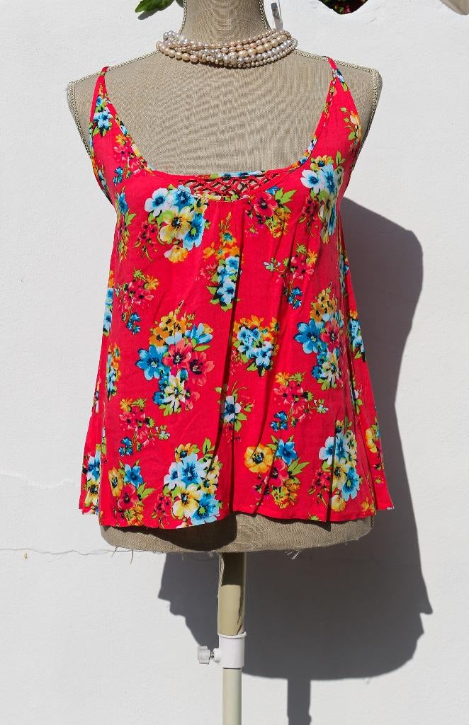 Jolie blouse fleurie Taille XS, Rouge, Enlèvement ou Envoi, Comme neuf, Taille 34 (XS) ou plus petite