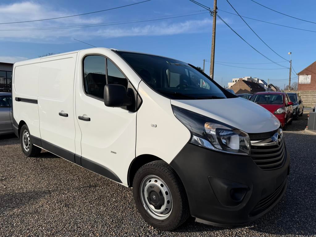 Opel Vivaro 1.6 tdci bj 2017 euro 6, Autos, Opel, Achat, Vivaro, Euro 6, Entreprise
